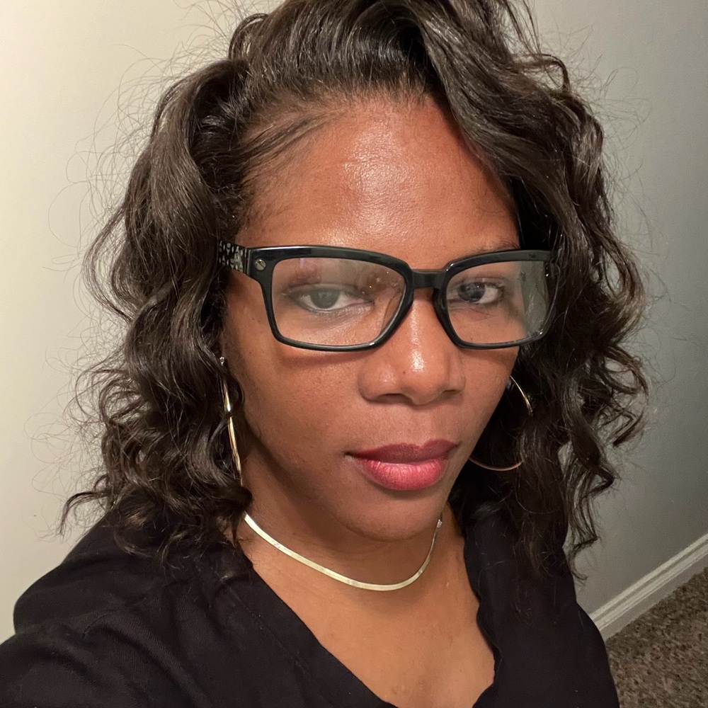 Meet your Posher, Shamesha